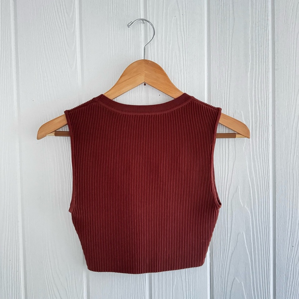 Aritzia Rust-Brown Crop Top - Picture 2 of 3